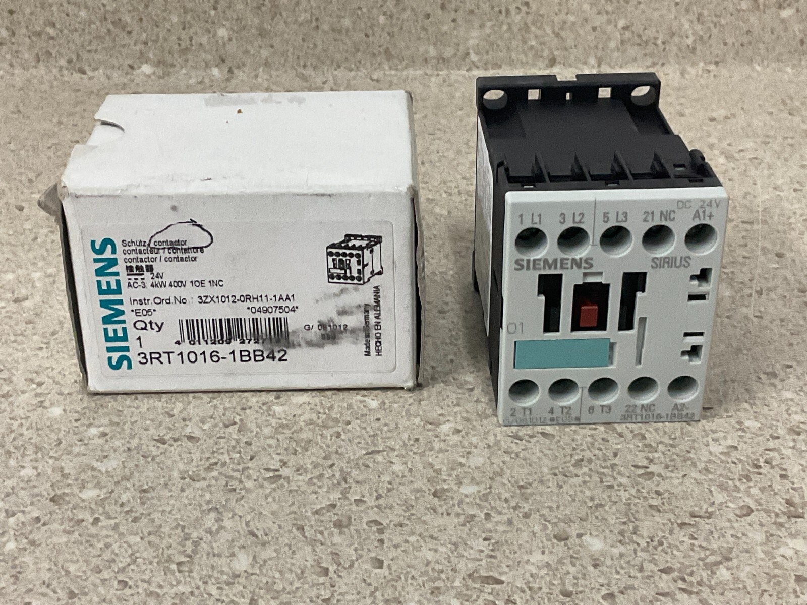 Siemens 3RT1016-1BB42 NEW