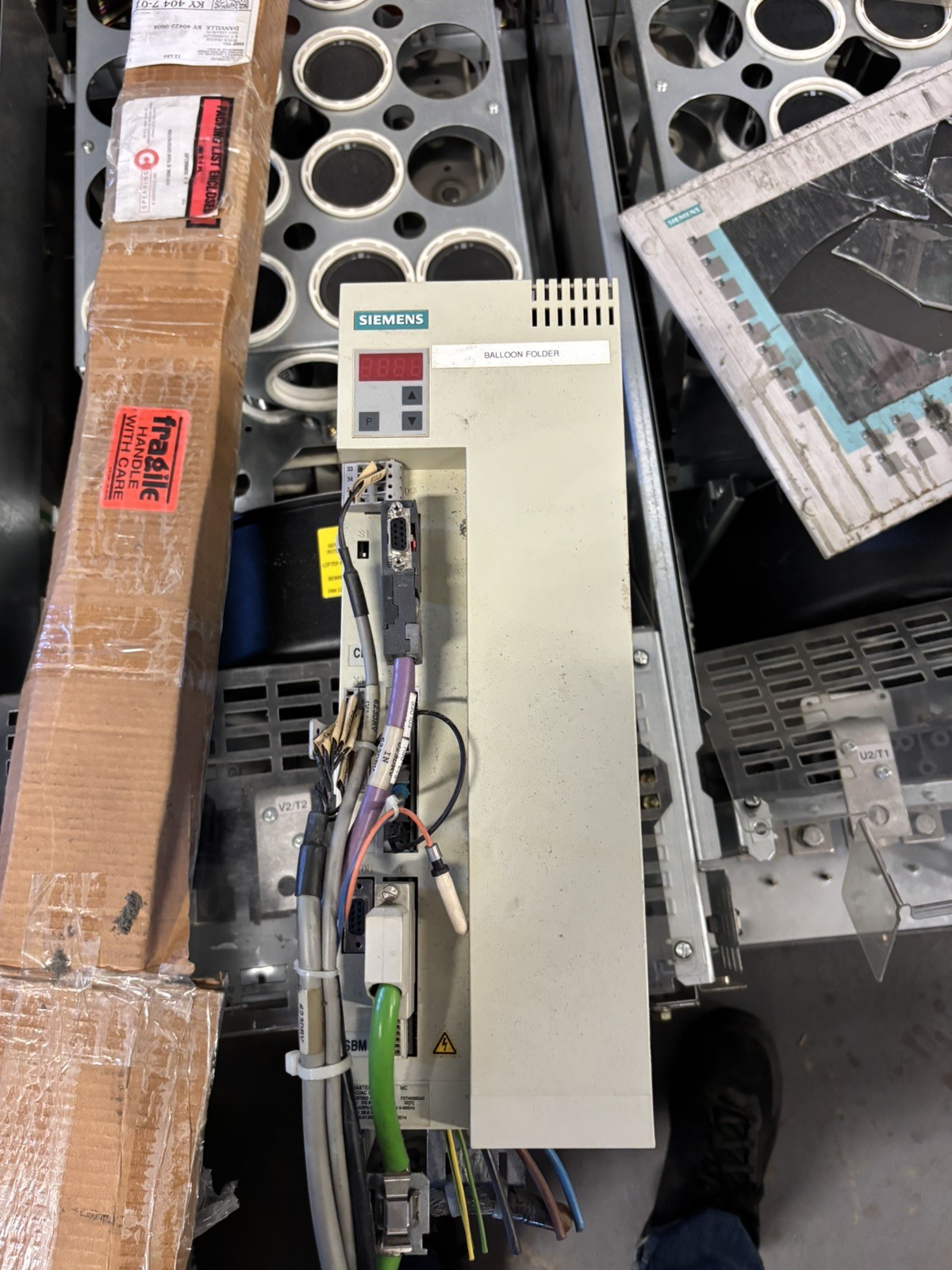SIEMENS 6SE7022-6TP50-Z MASTERDRIVES MC USED