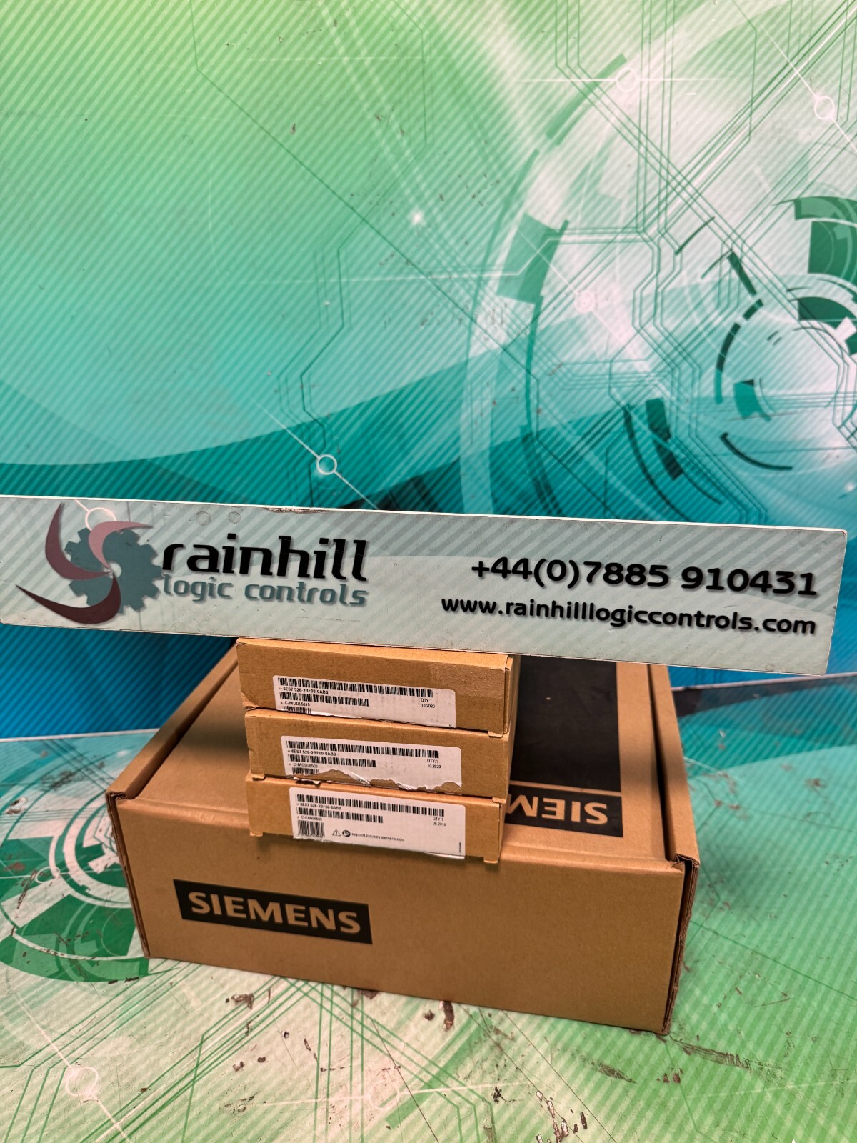 Siemens 6ES7 526-2BF00-0AB0. SIMATIC S7-1500 F-DQ 8x24VDC/2A PPM. (UK/EU Read)