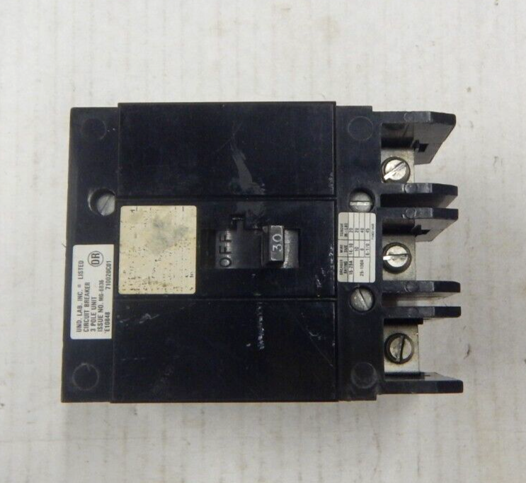 Siemens BQCH3B030 Molded Case Circuit Breaker 3 Pole 30 Amp 277/480V 14kA USED