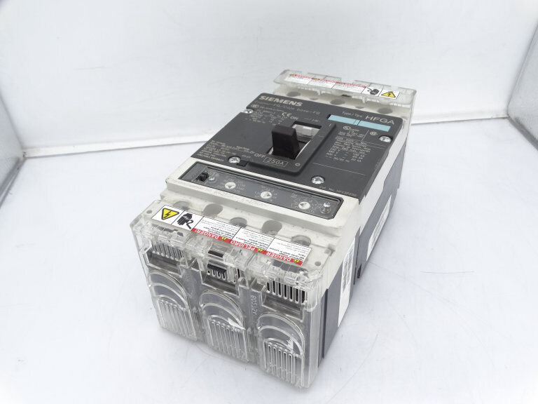 SIEMENS HFX3P250 CIRCUIT BREAKER