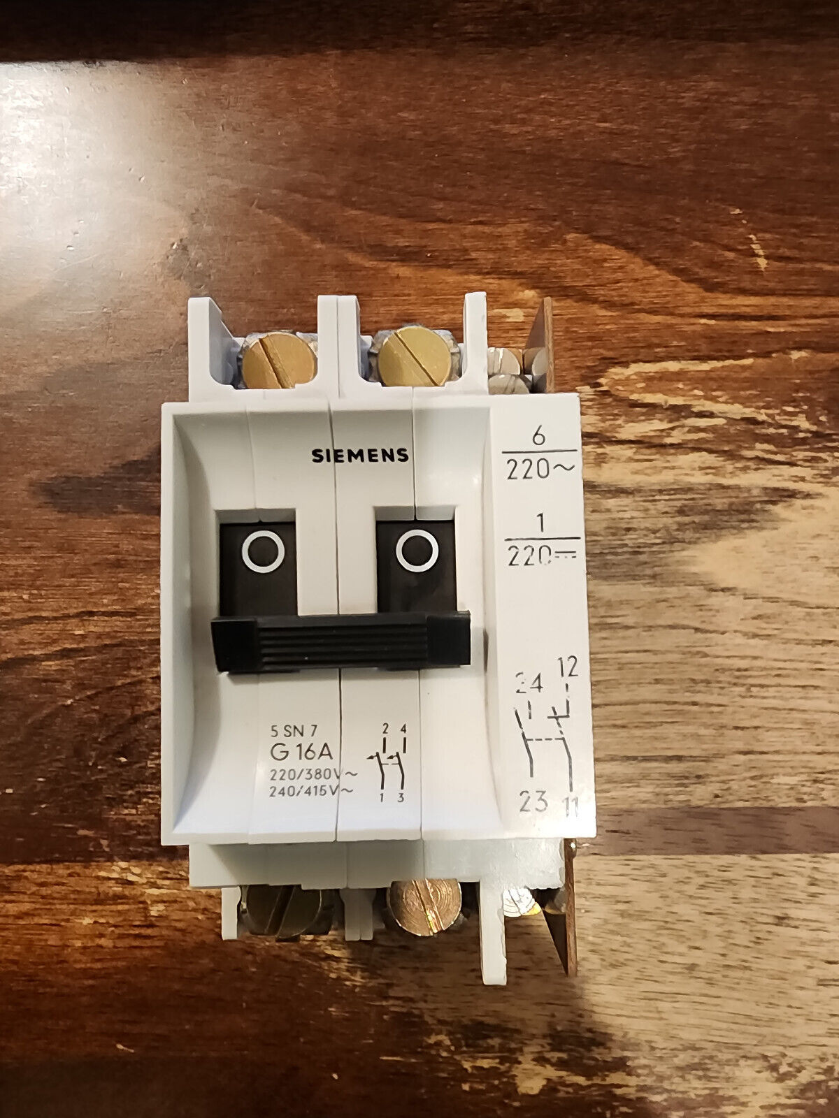 Siemens 5 SN7 G 16A / 5SN7G16A Circuit Breaker