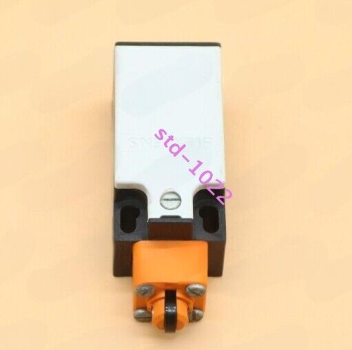 NEW  3SE2200-1D 3SE2 200-1D SIEMENS Position Switch spot stocks 1PS
