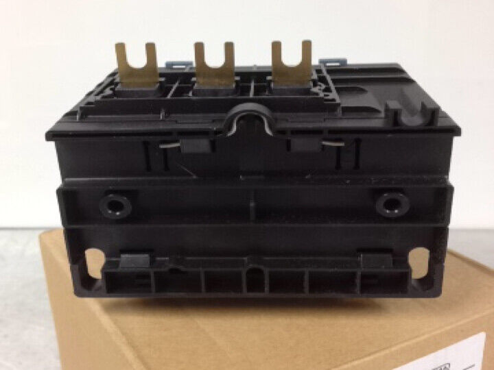 UpTo 14 NEW at MostElectric: 48ATB3S00 SIEMENS INDUSTRIAL CONTROLS NEW
