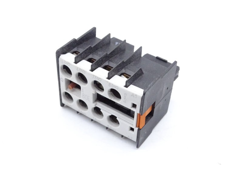 SIEMENS 3TX4440-0A SWITCH