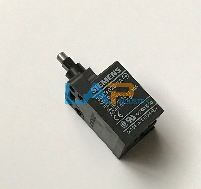 1PCS NEW FOR Siemens 3SE3020-1A Limit Switch 3SE3 020-1A
