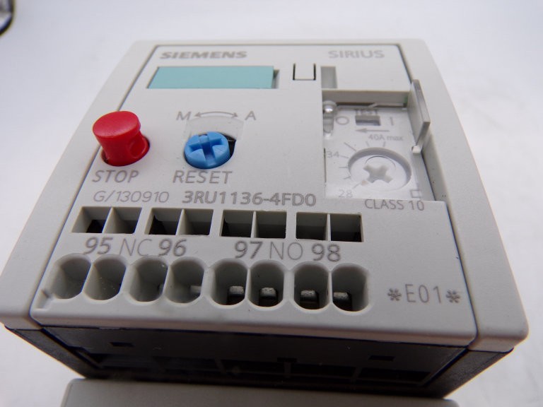 SIEMENS 3RU1136-4FD0 RELAY