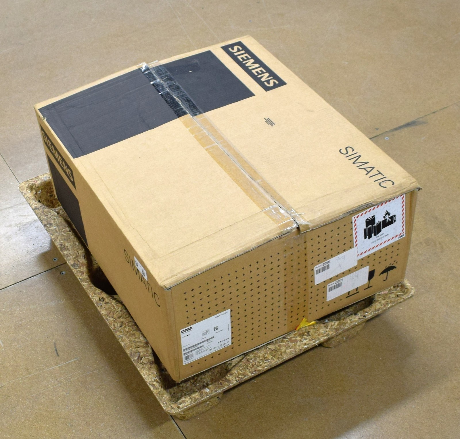 NEW. SIEMENS 6AV7260-3AM50-0BX6 [24 MONTH WARRANTY]