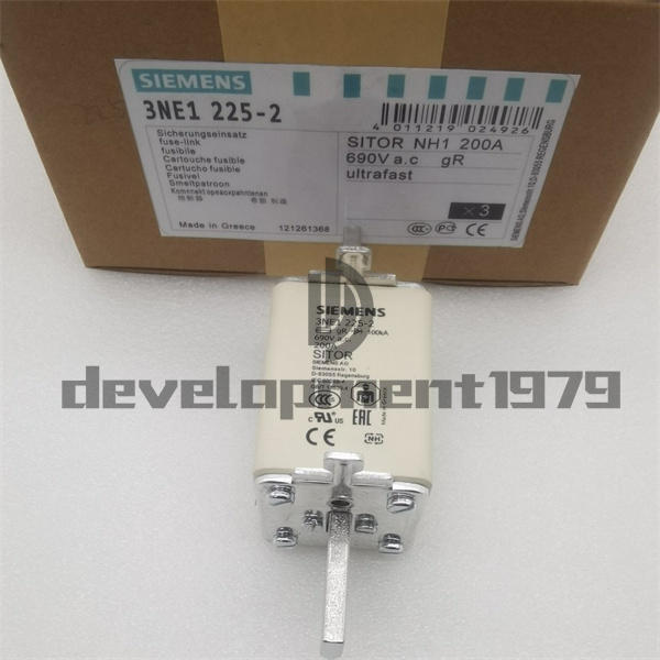 3PCS NEW SIEMENS Low voltage fuse 3NE1225-2 3NE1 225-2 200A 690V