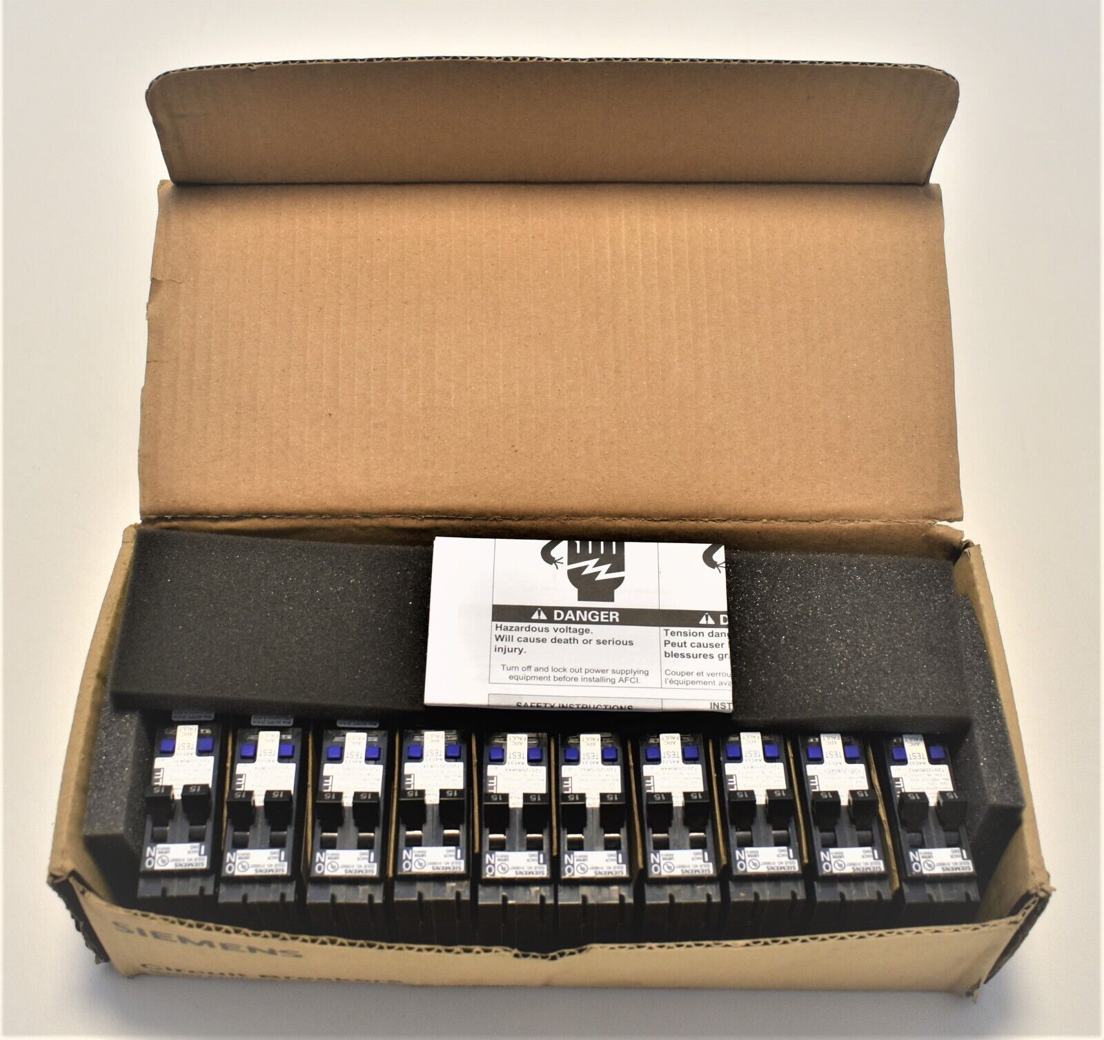 Lot 10 Circuit Breaker Siemens Q1515AFC 15/15 Amp Two 1 Pole AFCI NEW (Open Box)