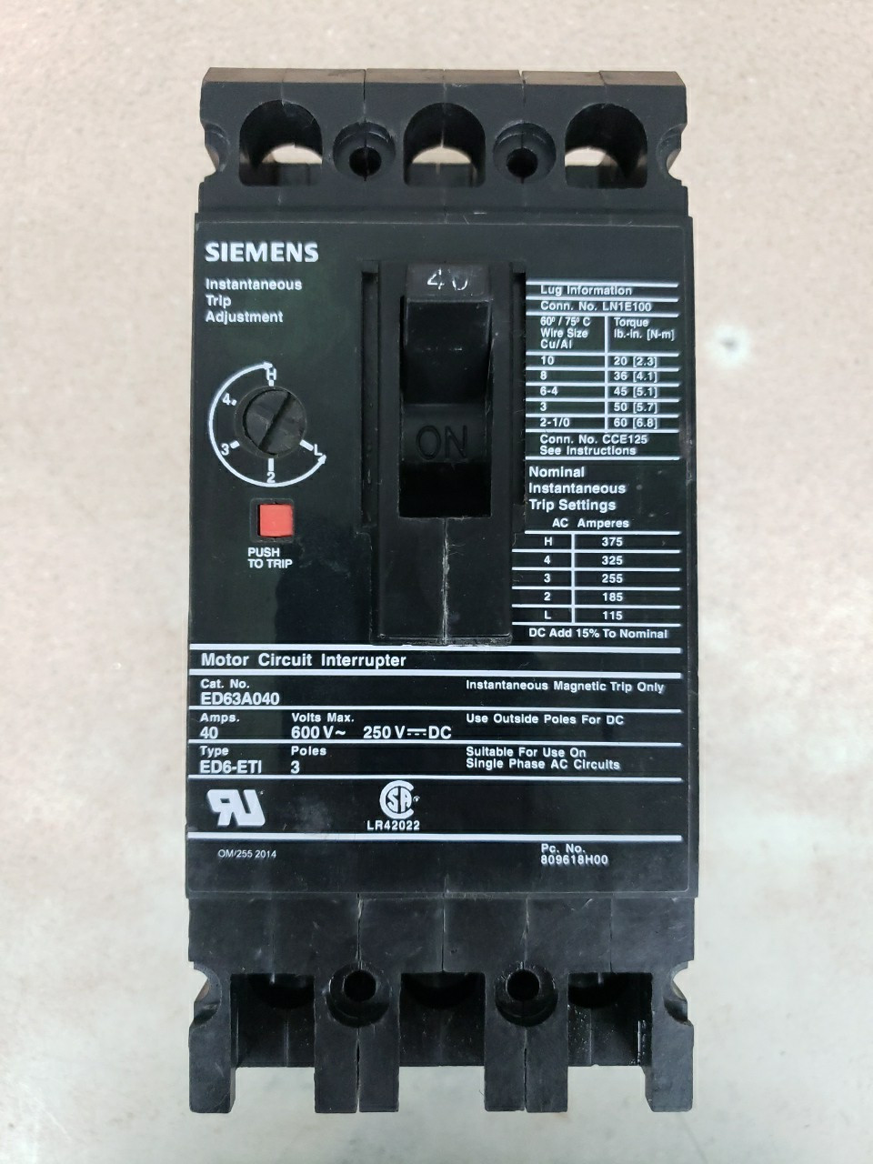 Siemens ED63A040 Circuit Breaker, W# BLURRY