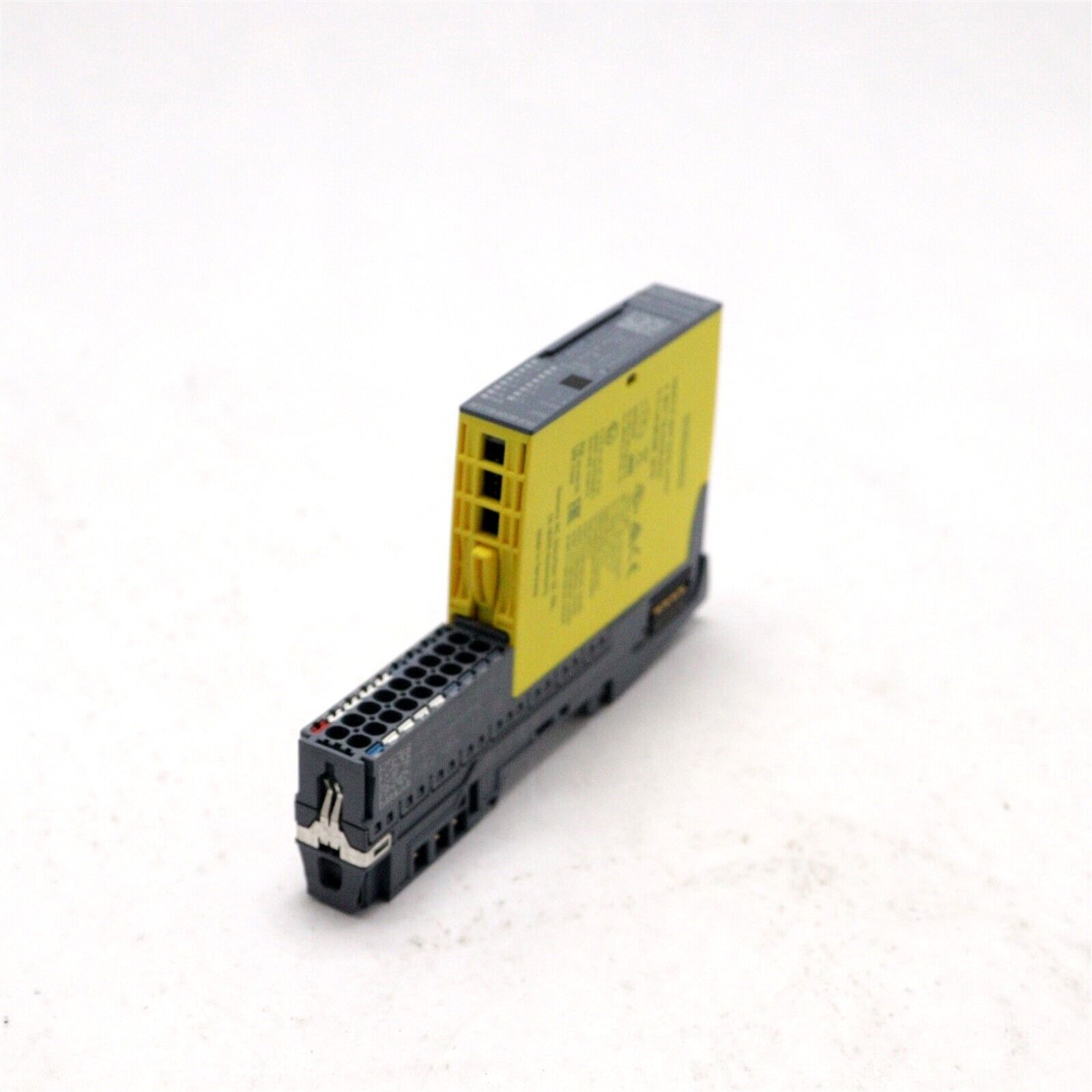 SIEMENS SIMATIC DIGITAL OUTPUT MODULE 6ES7 136-6DC00-0CA0 6ES7 193-6BP00-0BA0