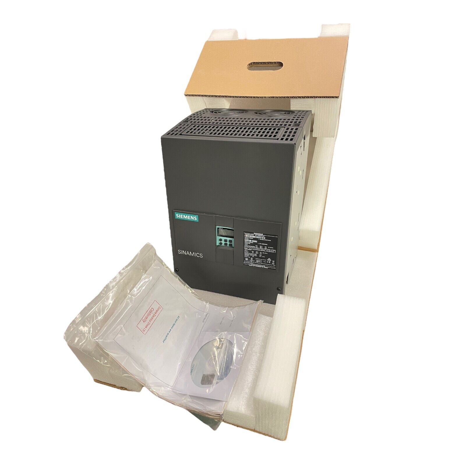 Siemens 6RA8025-6DS22-0AA0 Converter 400V AC 50A, 485V, DC 60A Siemens NEW