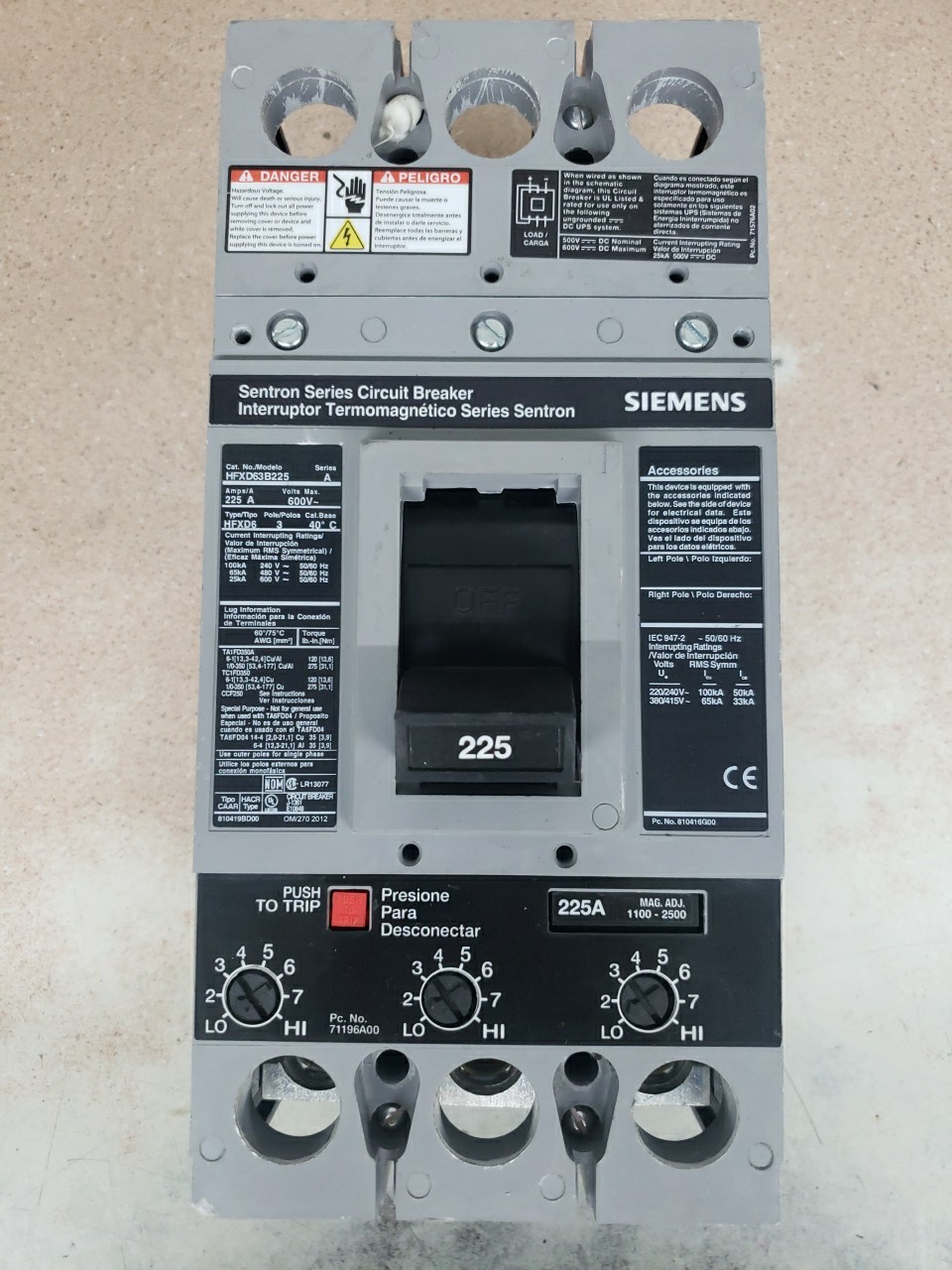 SIEMENS HFXD63B225 Circuit Breaker 225A 3P 600V HFXD6 225 Amp 3 Pole