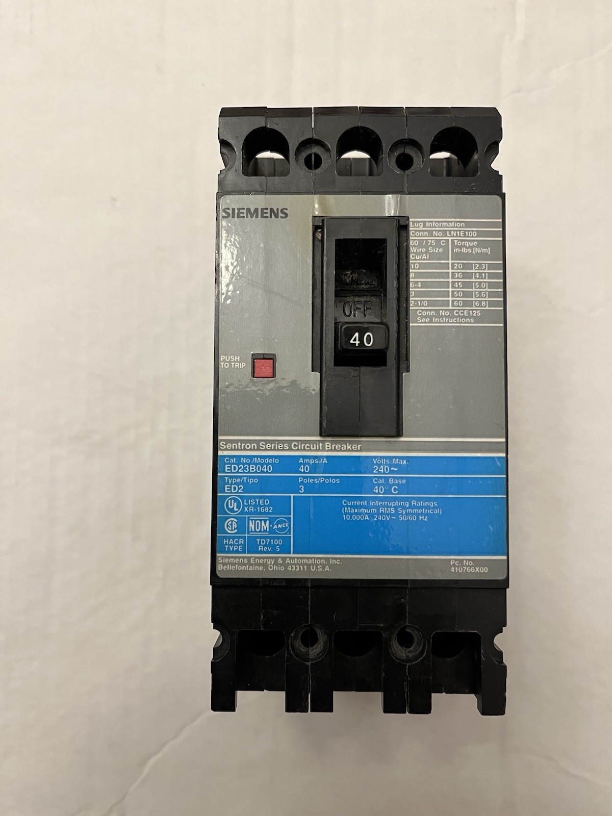Siemens ED23B040 3 Pole / 40 Amp /240Vac Circuit Breaker / Bolt On 