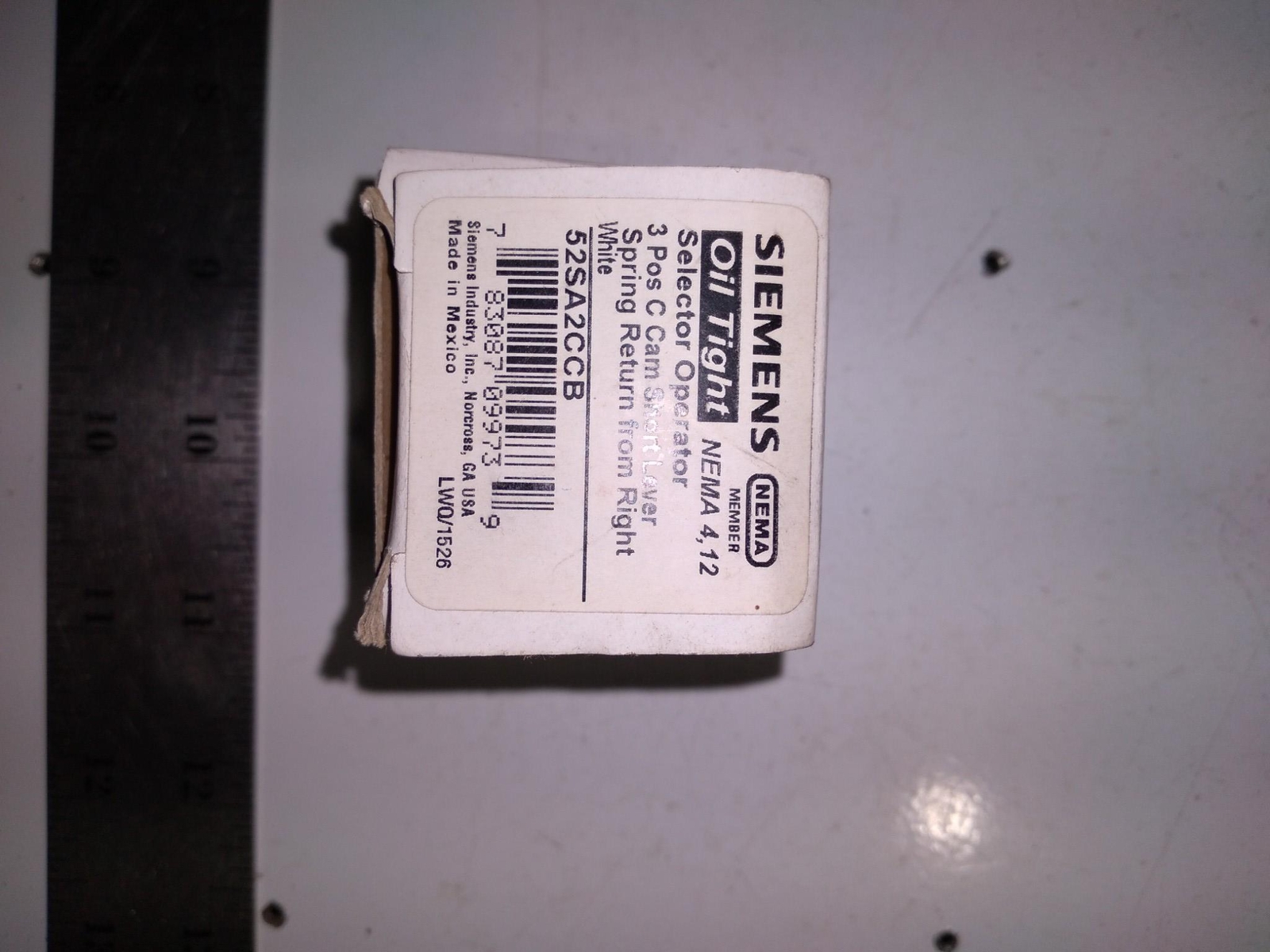 SIEMENS OIL TIGHT SELECTOR OPERATOR 52SA2CCB