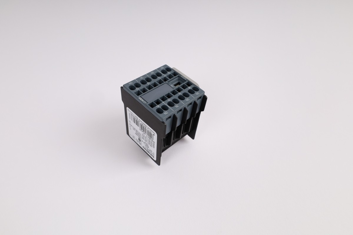 NEW, SIEMENS 3RH2911-2GA31 [24 MONTHS WARRANTY]