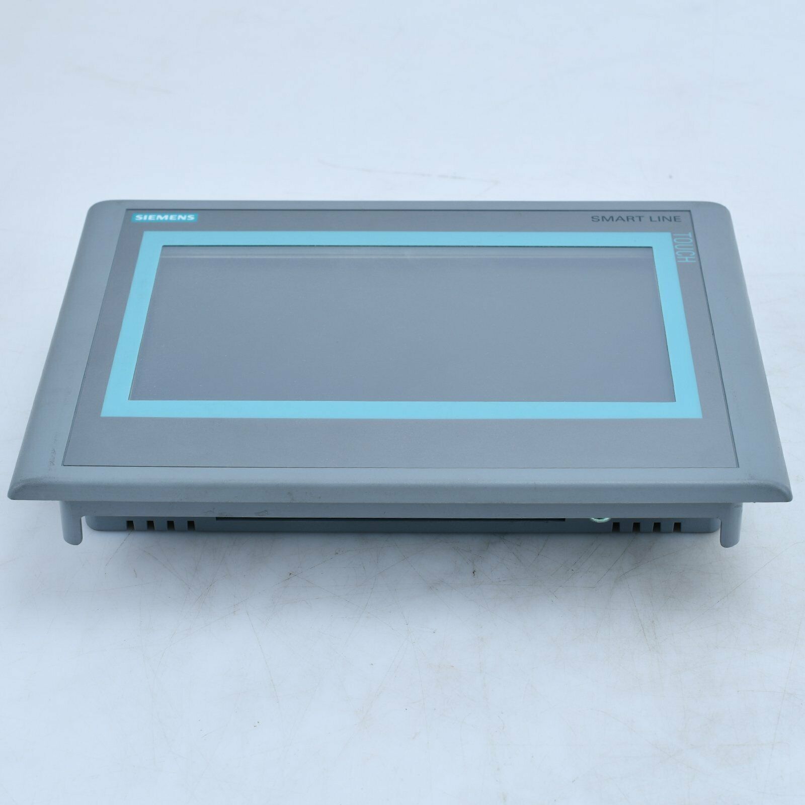 Used Siemens touch screen 6AV6 648-0AC11-3AX0 6AV6 648-0AC11-3AX0 Tested Fully