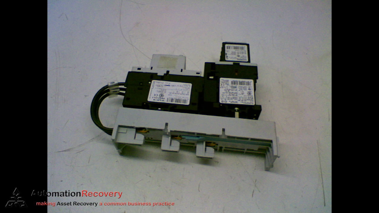 SIEMENS 3RV1021-0HA10 WITH ATTACHED PART NUMBER 3RH1911-1FA22 #158854