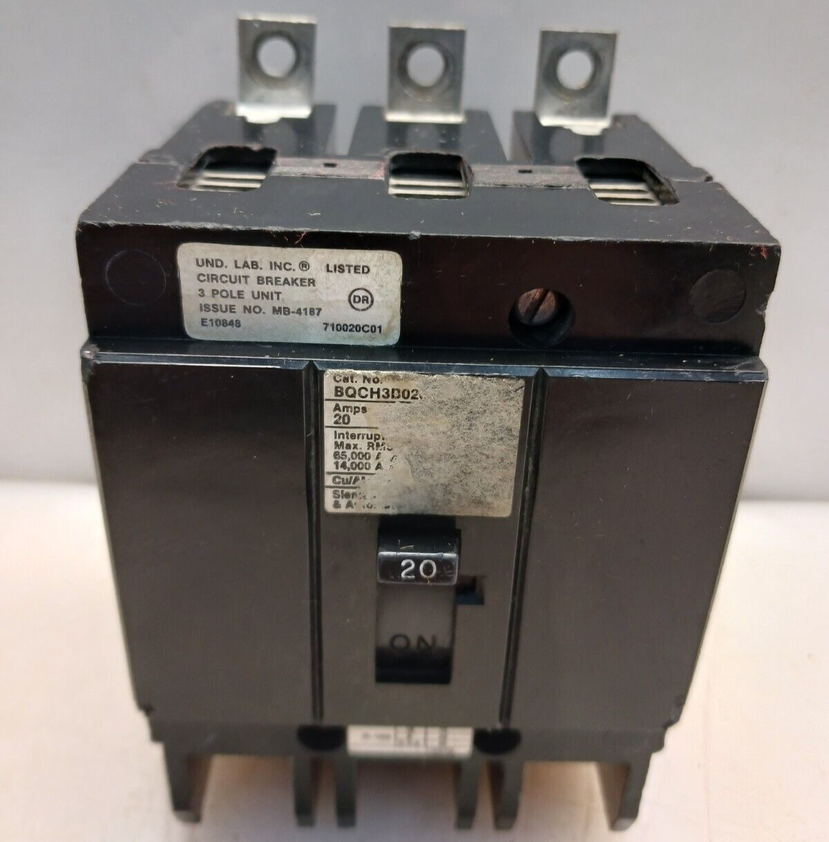 SIEMENS 20 AMP BOLT-ON CIRCUIT BREAKER 3 POLE 480 VAC BQCH3B020