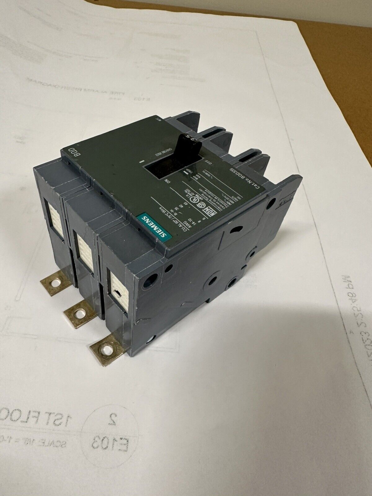 SIEMENS BQD335 Molded Case Circuit Breaker 3Ø 35AMP 480V 14KA@480v NEW