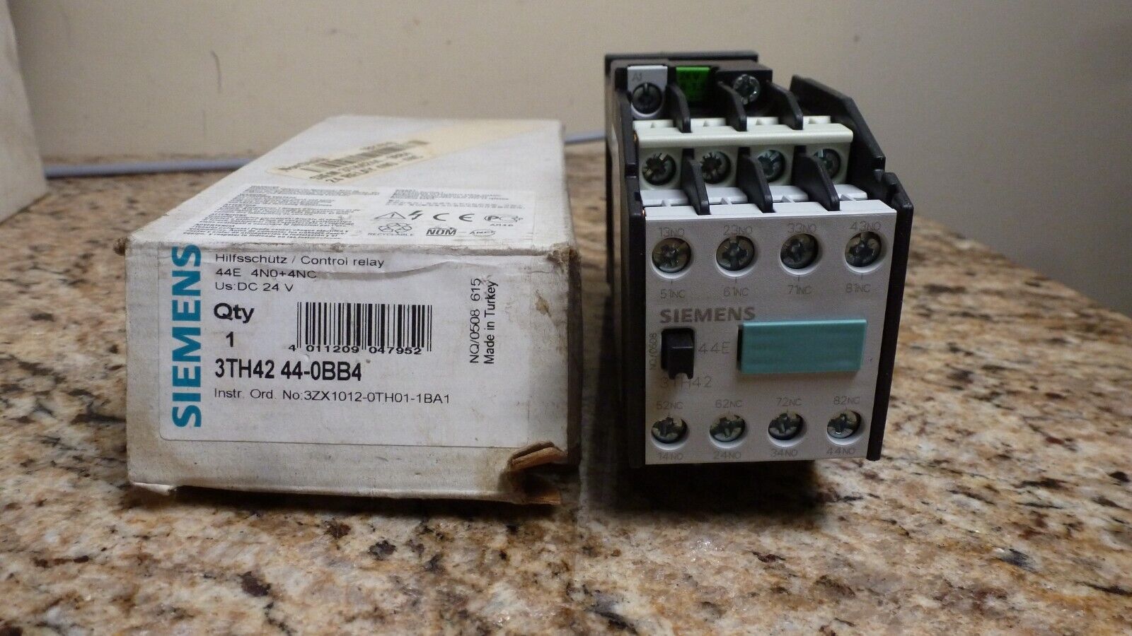 Siemens 3TH42 44-0BB4, 3TH4244-0BB4, Control Relay *new in box*