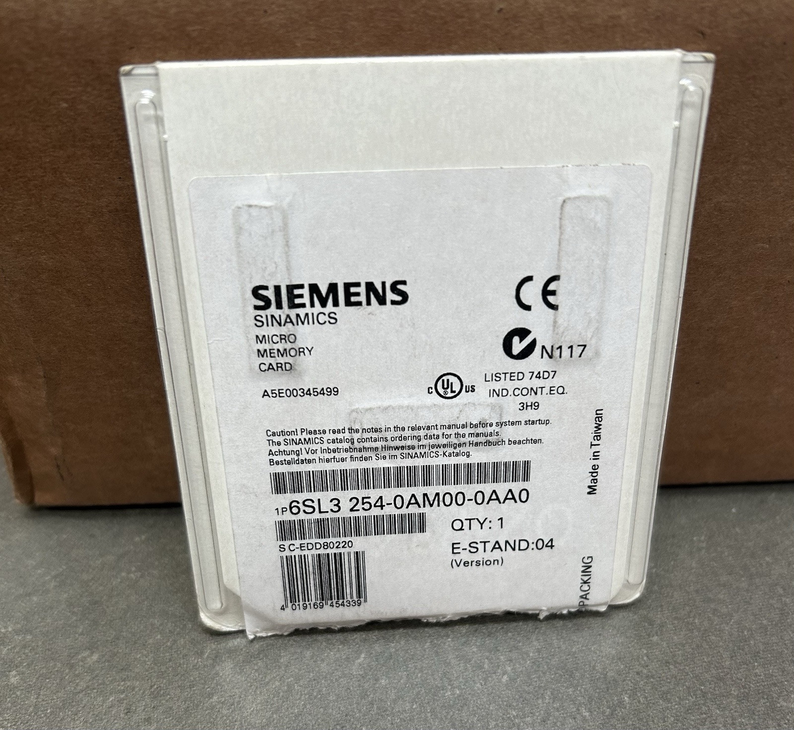 Siemens 6SL3 254-0AM00-0AA0 1PC New Micro Memory Card
