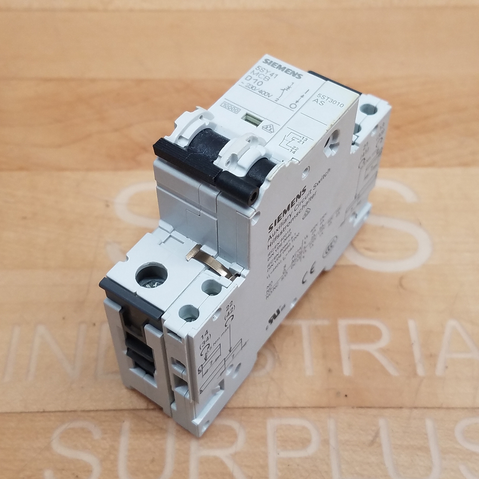 Siemens 5SY4110-8 Circuit Breaker, MCB, D10, 10A, 1Pole - USED