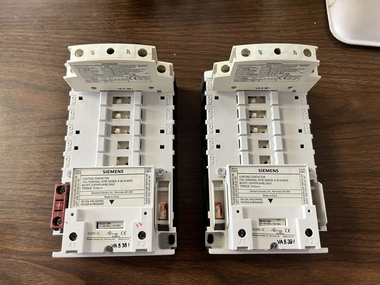 Siemens Lighting Contactor 75LCC120A 115/120V coil LCE01C006120A (single pole)