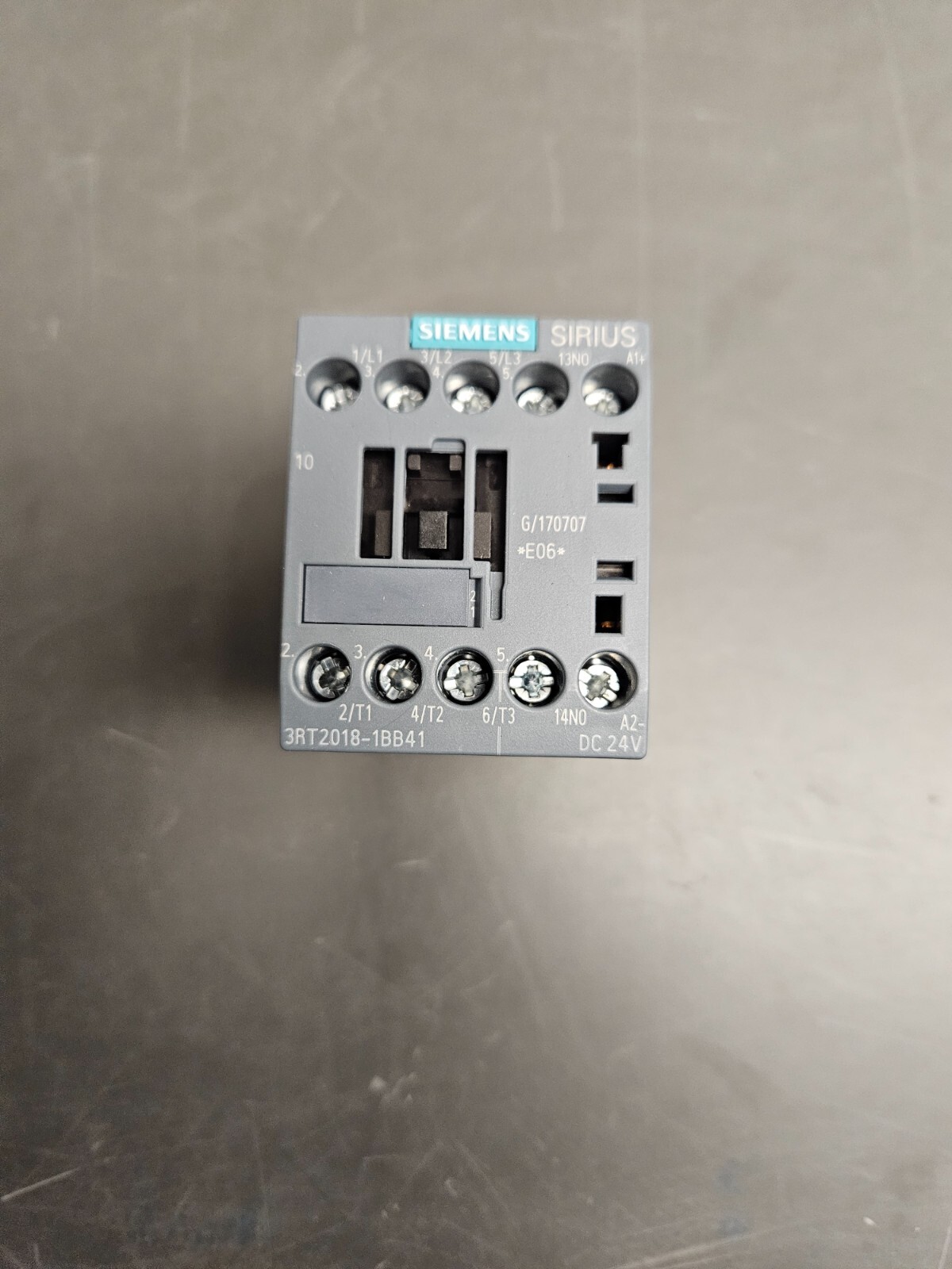 SIEMENS 3RT2018-1BB41 SIZE S0 NON-REVERSING MOTOR CONTACTOR 16A NO BOX