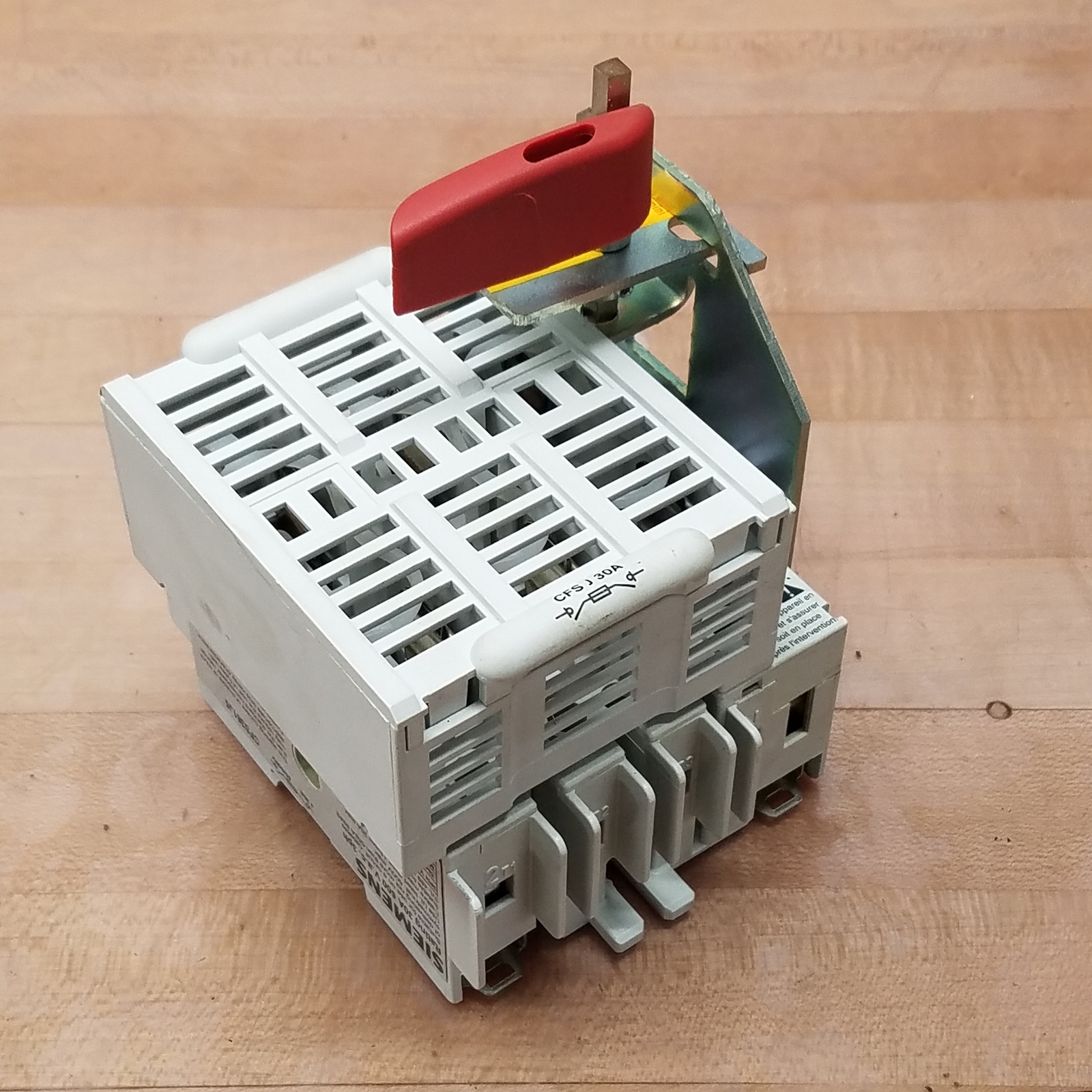 Siemens CFS361J5 Fusable Disconnect Switch 30A, 600VAC, 3 Phase - USED