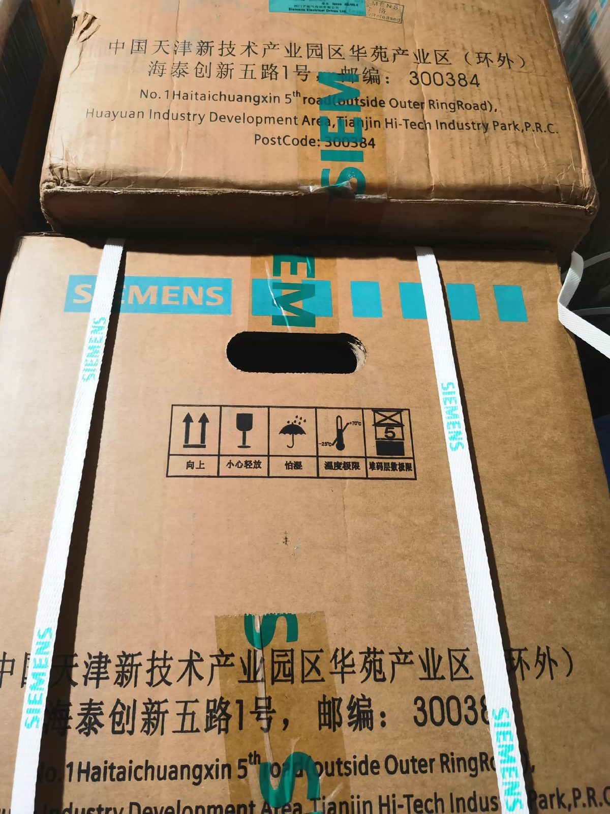 6RA7031-6FV62-0 Siemens rectifier DC governor brand new r  Shipped via DHL Expre