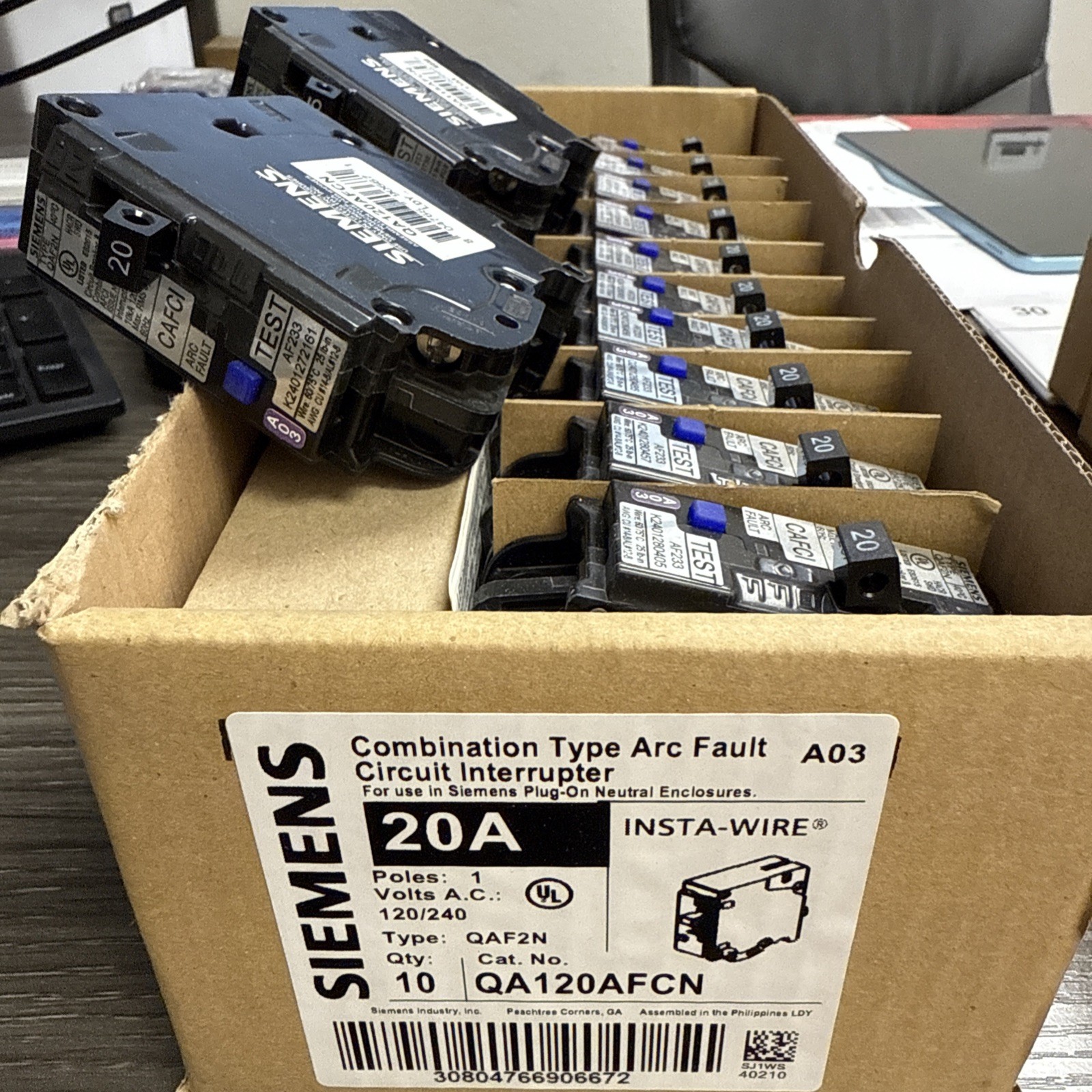 10 PCS + 2 for free SIEMENS QA120AFCN 20A AFCI ARC FAULT CIRCUIT BREAKERS NEW