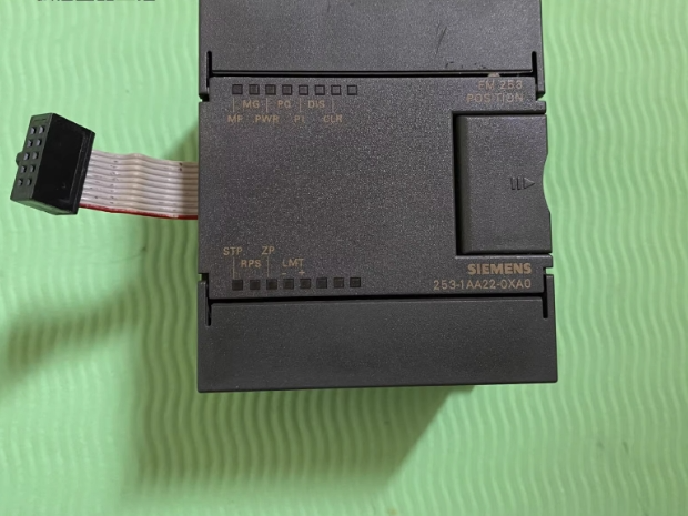 1pc used  Siemens PLC positioning module EM253 6ES7253 6ES7 253-1AA2