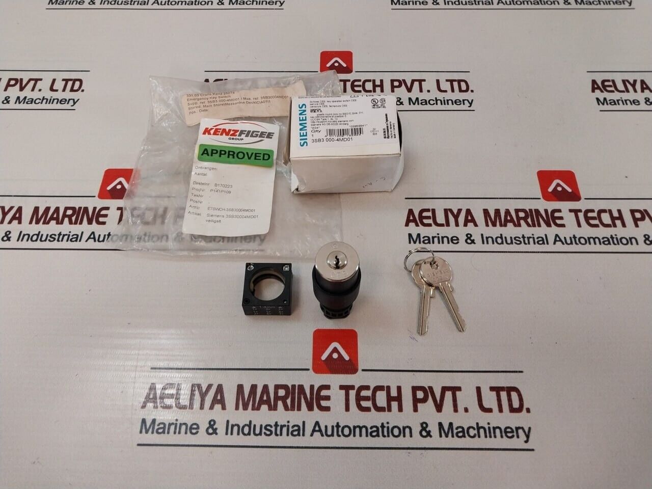Siemens 3SB3 000-4MD01 Emergency Key Switch E7SWCH-3SB30004MD01