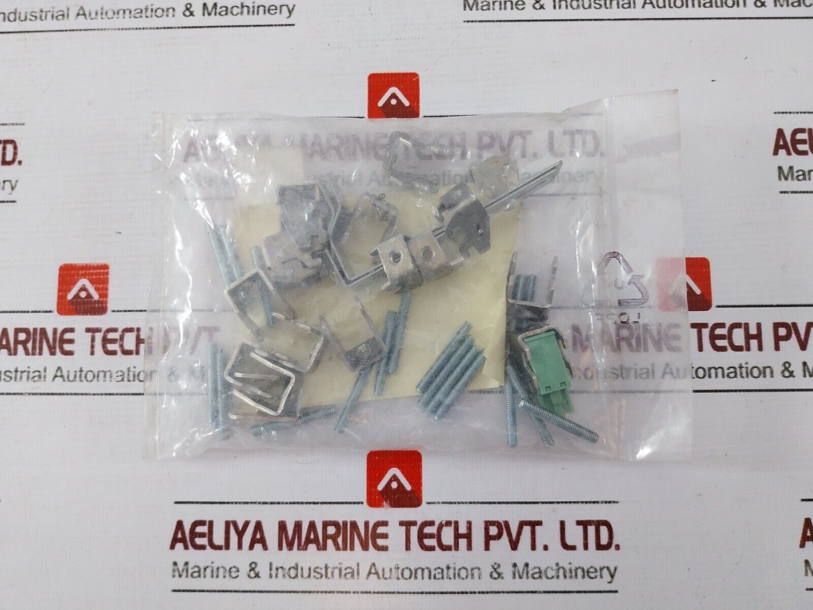 Siemens A5E01058571 Panel Mounting Bracket Kit (1 Pack)