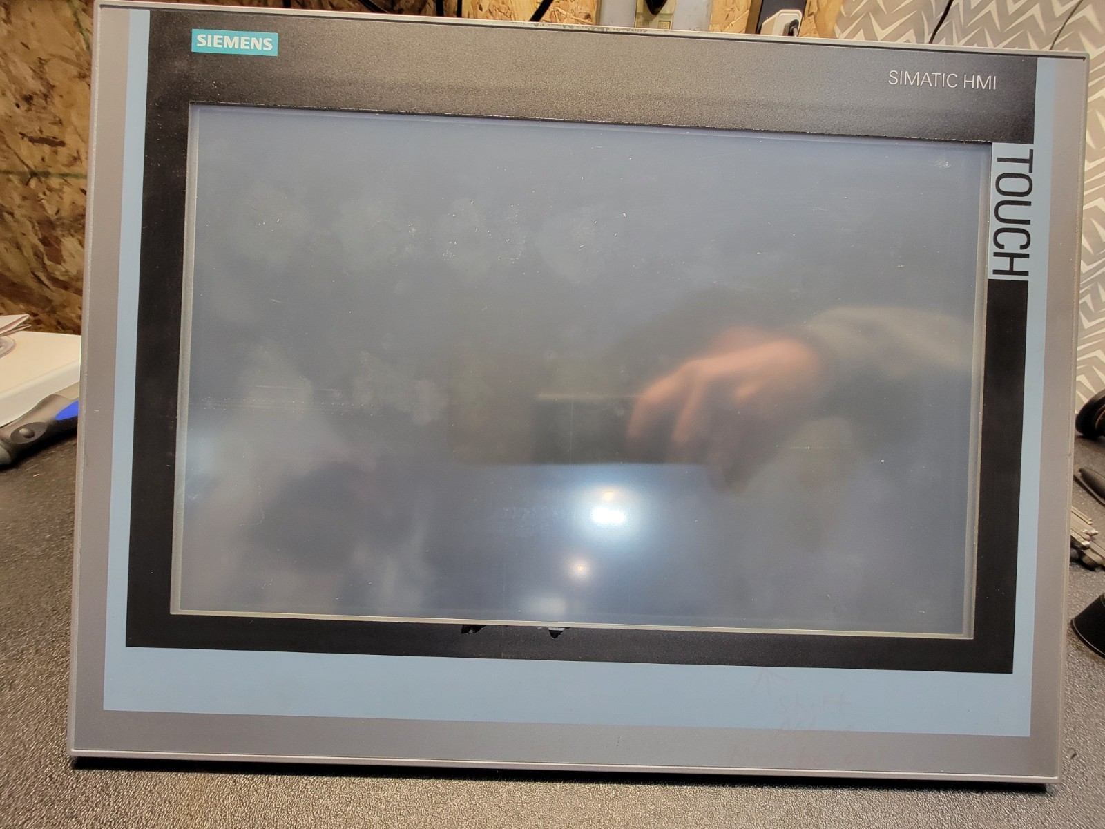 SIEMENS 6AV2 124-0QC02-0AX0 TP1500 COMFORT PANEL