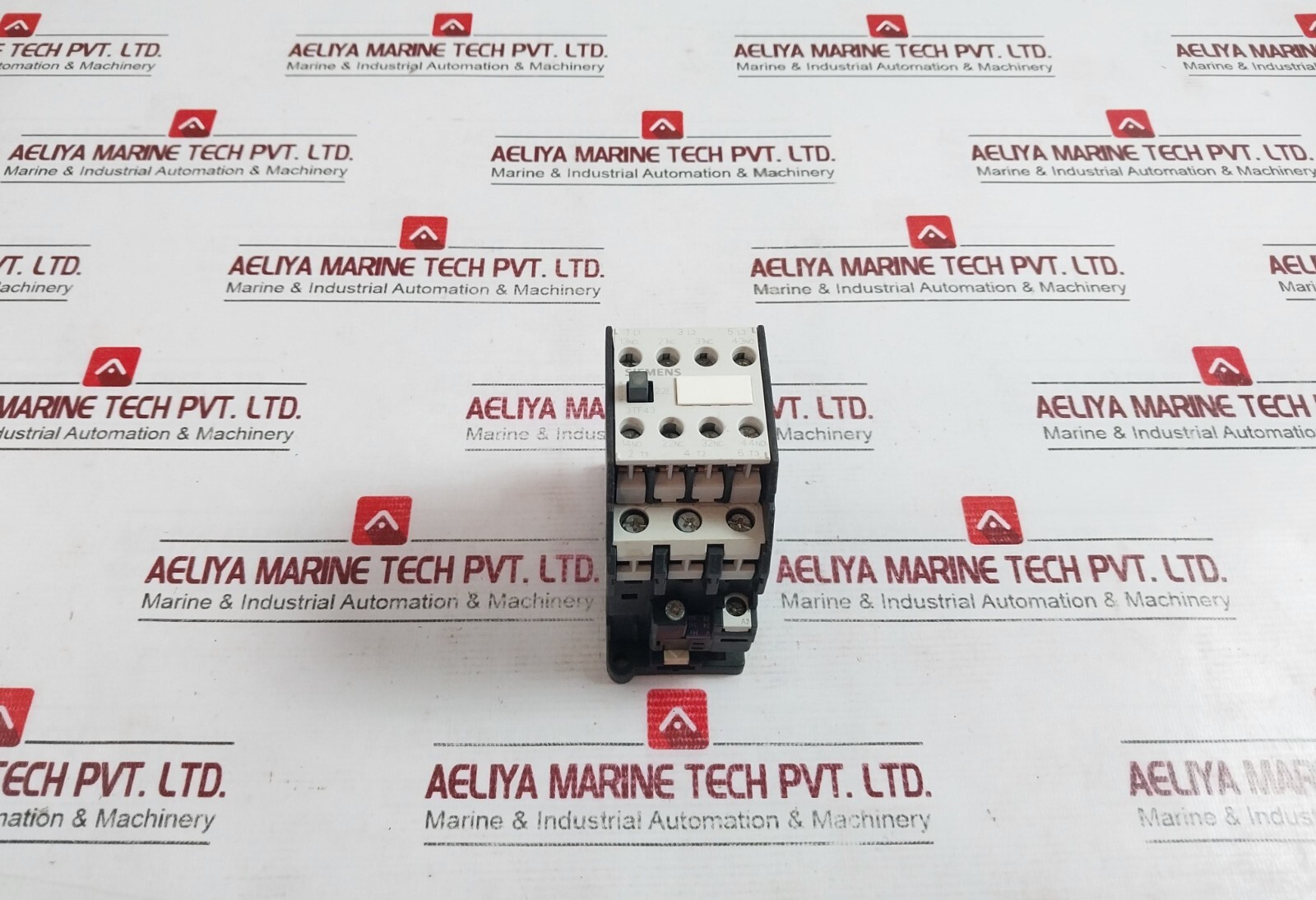 Siemens 3TF4322-0A Contactor Relay 29V 60HZ 30A 600V AC NQ/0306480