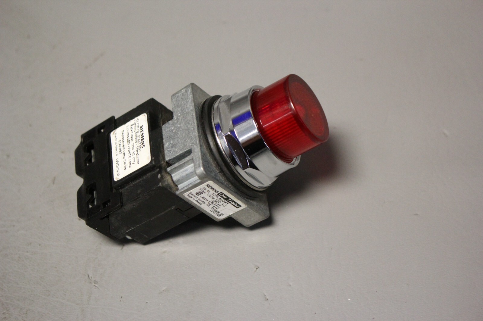 UNUSED SIEMENS PILOT LIGHT MODULE 52AATGBY