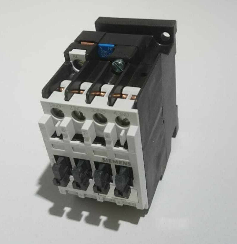 Siemens Hilfsschütz / Control relay, Qty 1, 3TH30 31-0AP0, 31E 3NO 1NC / 104