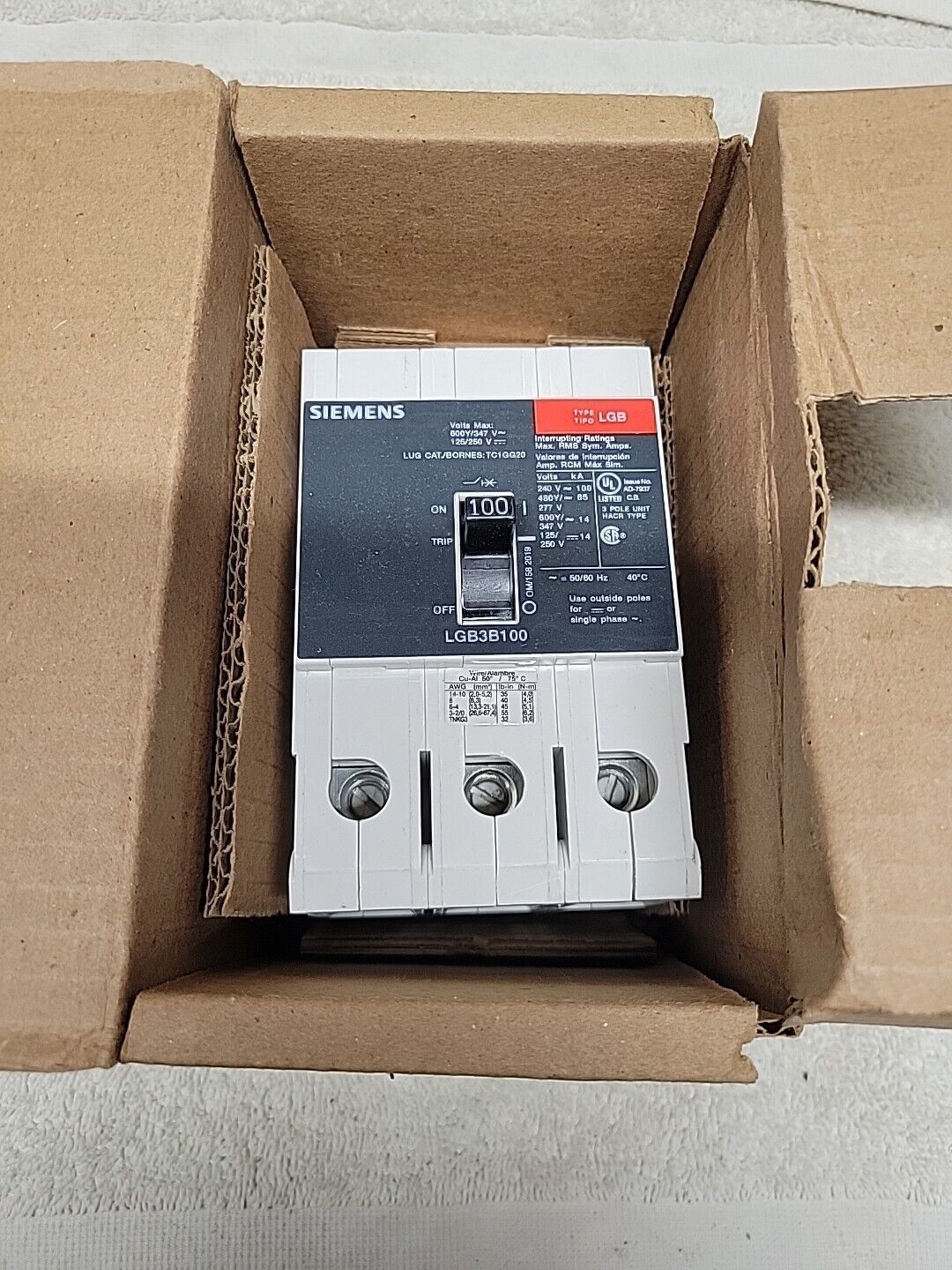 NIB SIEMENS LGB3B100B, 3 POLE 100A CIRCUIT BREAKER 
