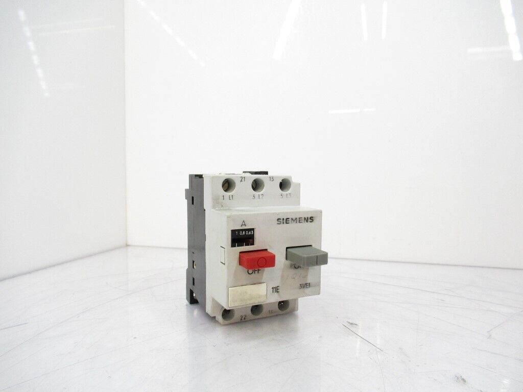 Siemens Furnas Electric Co 3VE1010-2F Motor-Protection Circuit Breaker