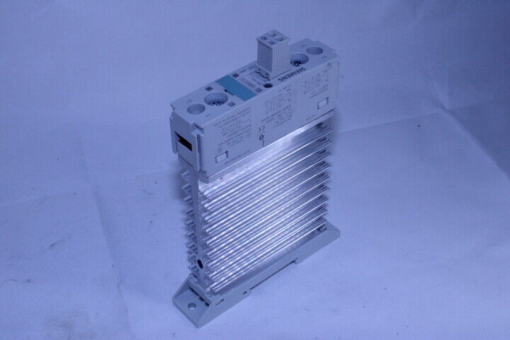 Siemens semiconductor contactor 3RF2320-1DA02