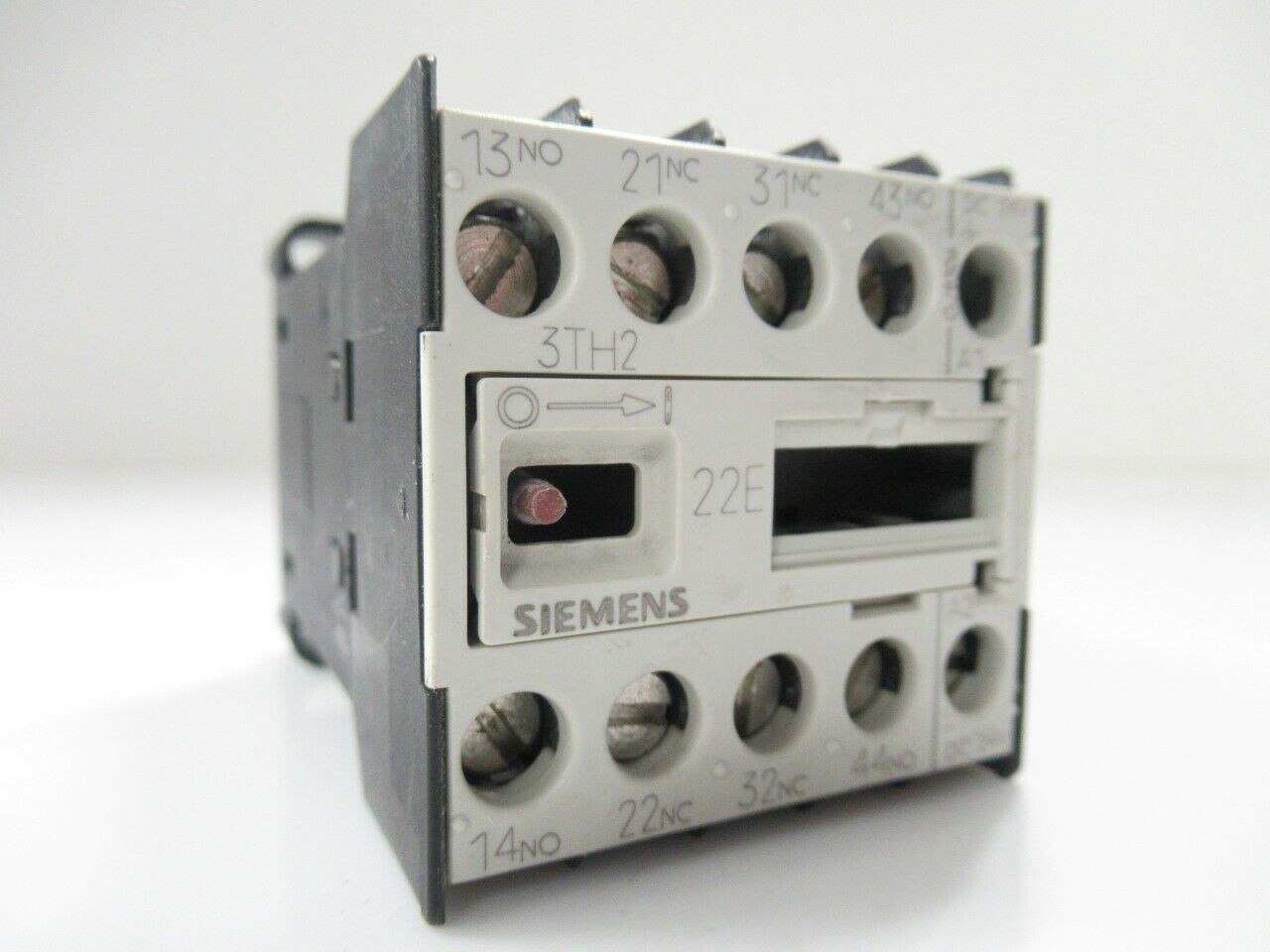 Siemens 3TH2022-0BB4 - 3TF20220BB4 Control Relay 24VDC 2NO 2NC