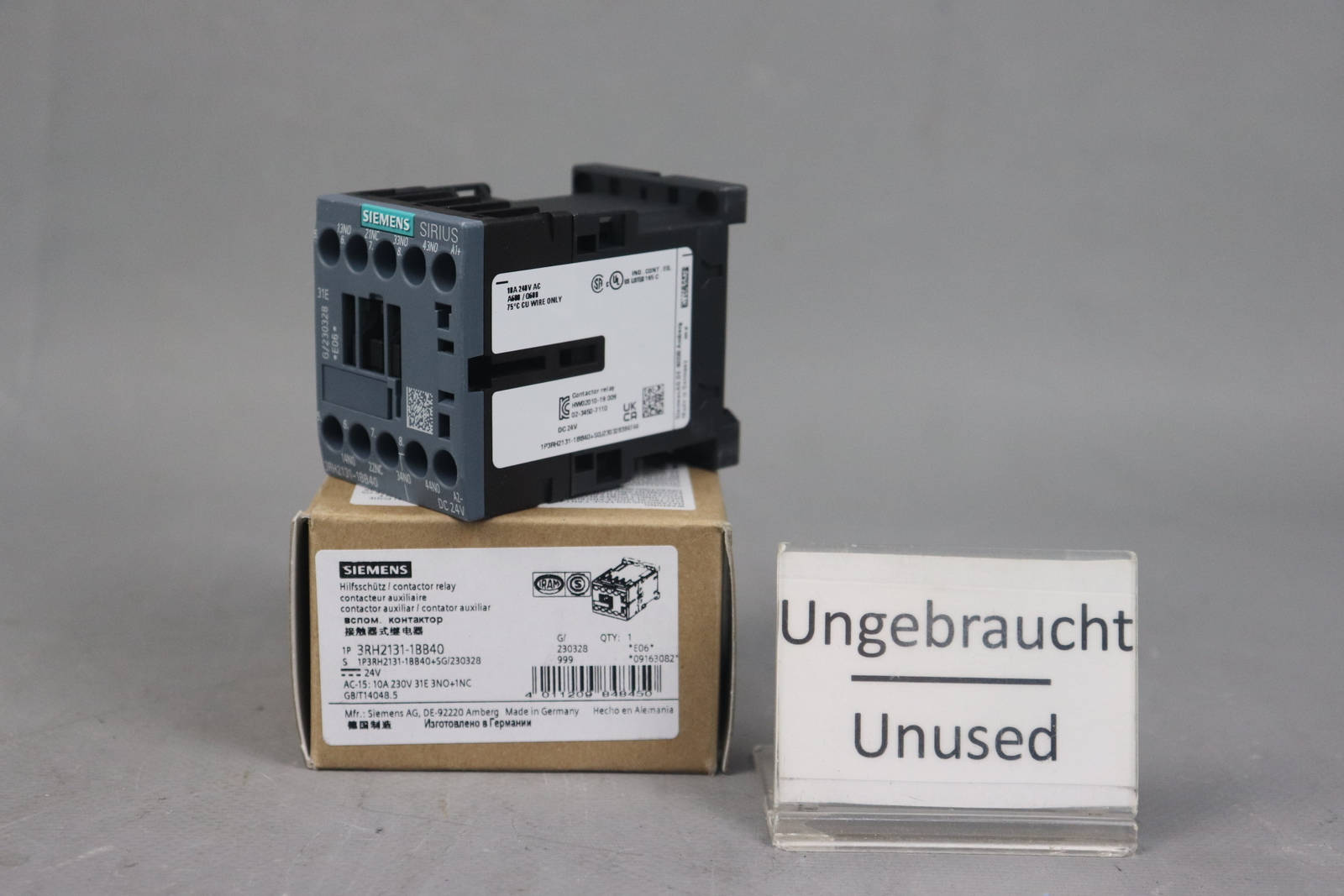 Siemens 3RH2131-1BB40 Relay 24V E :0 6 Unused Boxed