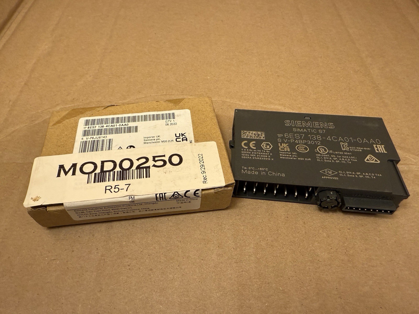 Siemens Simatic S7 Power Supply 6ES7 138-4CA01-0AA0