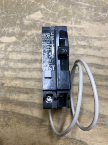 Siemens QPF 20A Circuit Breaker 120VAC LR47590 1Z2252-Y7