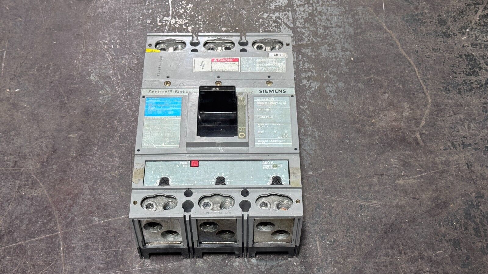 Siemens Sentron JXD63B300 300 Amp 3 Pole 600V JXD Circuit Breaker
