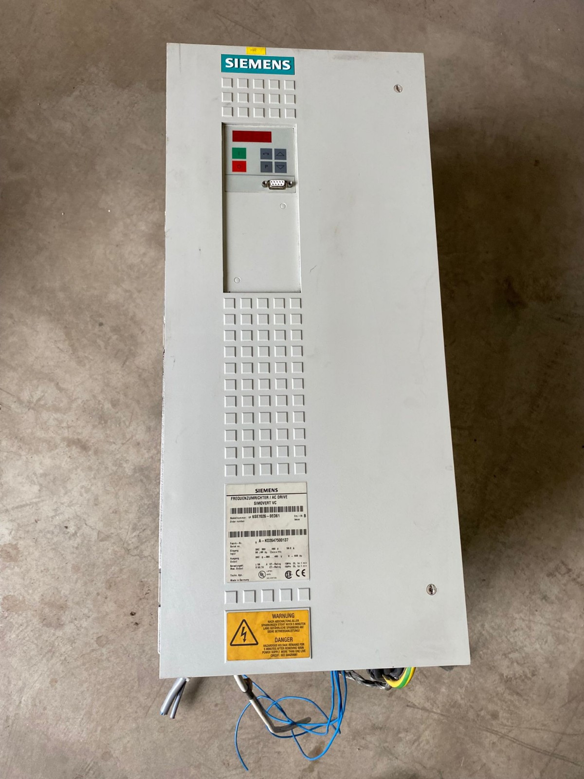 Siemens 6SE7026-0ED61 Simovert Vc AC Drive 6SE7 026-0ED61