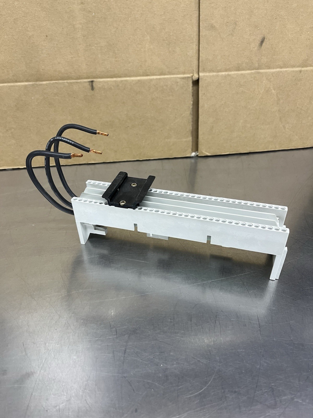 Siemens 8US1 251-5DM07 Busbar Adapter 3 Pole Made In Germany